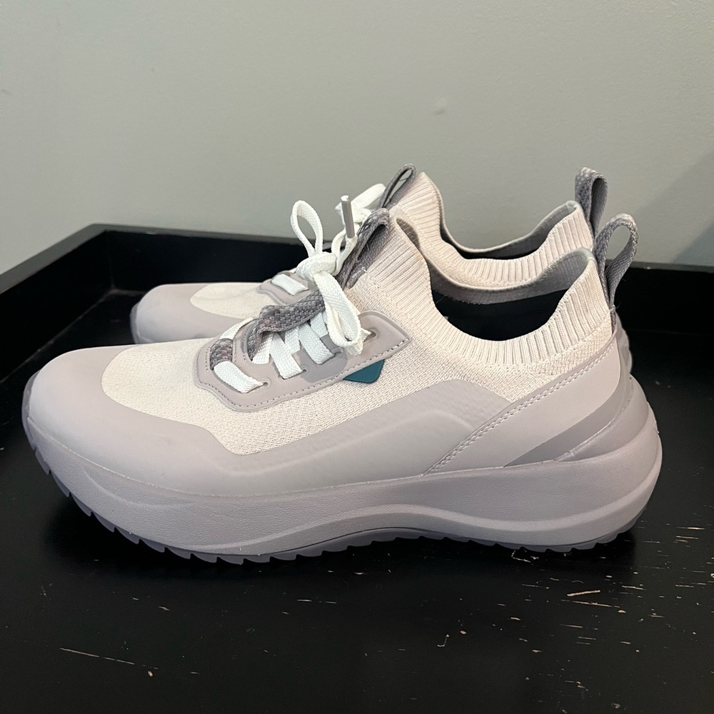 Vessi low top stormburst sneakers in Quartzite